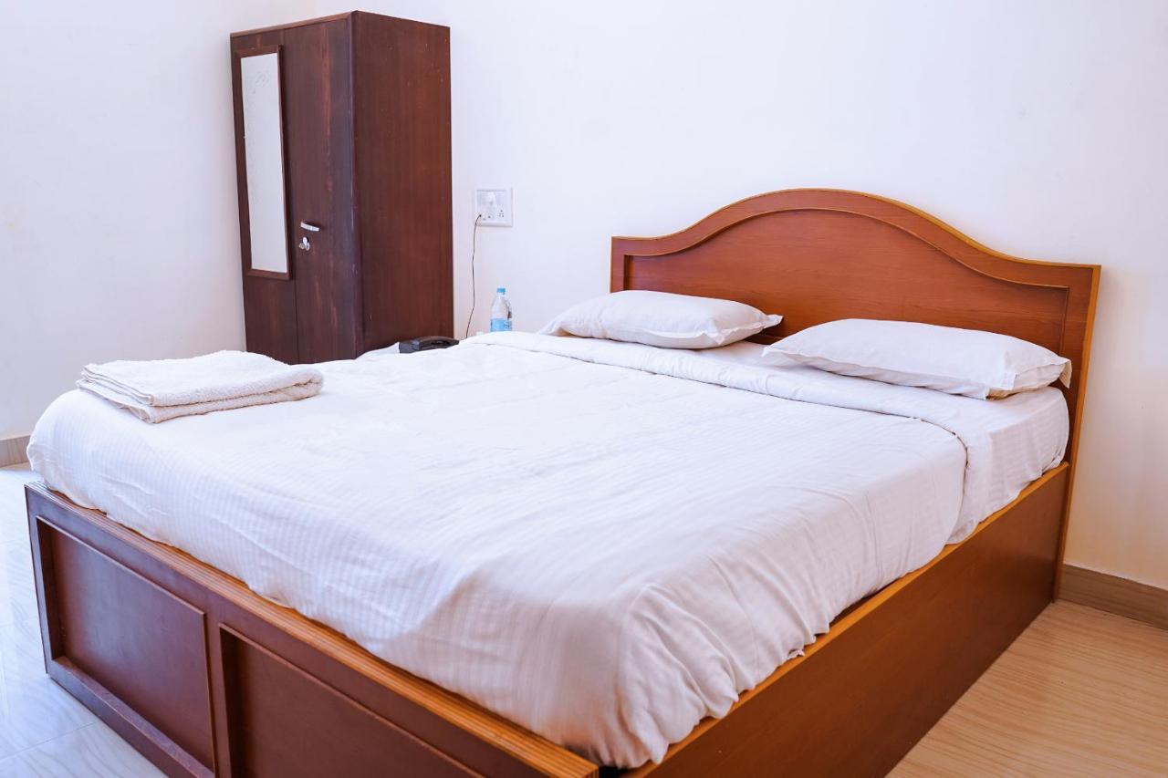 hotel kalyani international Mangalore Bagian luar foto